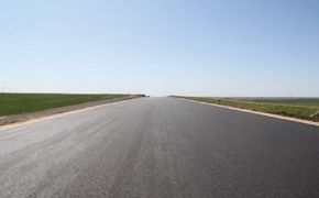 路桥二公司承建的兴和县芦家营至苏木山公路工程